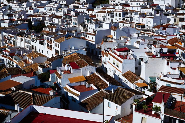 כפר ספרדי אילוסטרציה (צילום Pixabay)